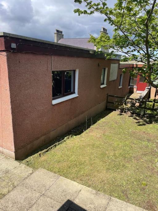Cosy Cottage In Kveldrso Gardens Lerwick Exterior foto